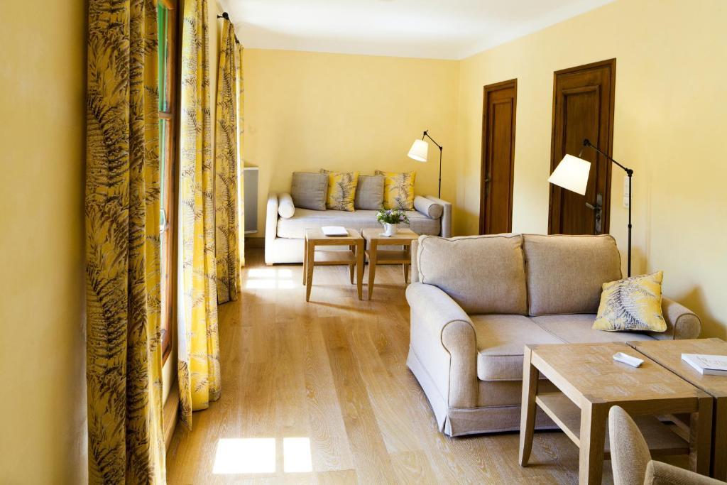 Le Grand Hotel Moltig les Bains Værelse billede